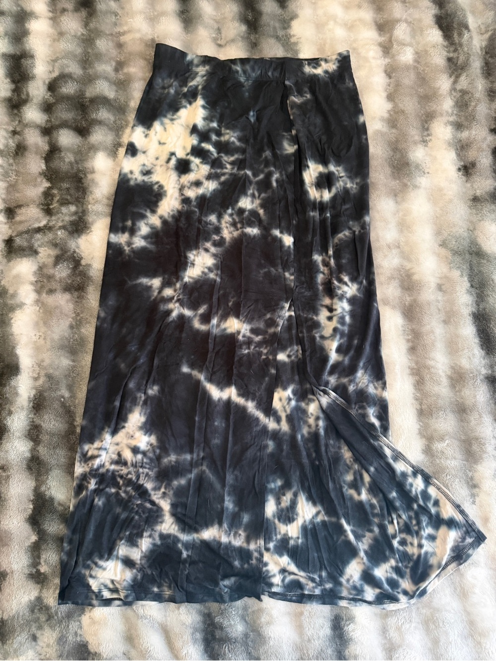 Tie-Dye Black and Cream Maxi Skirt